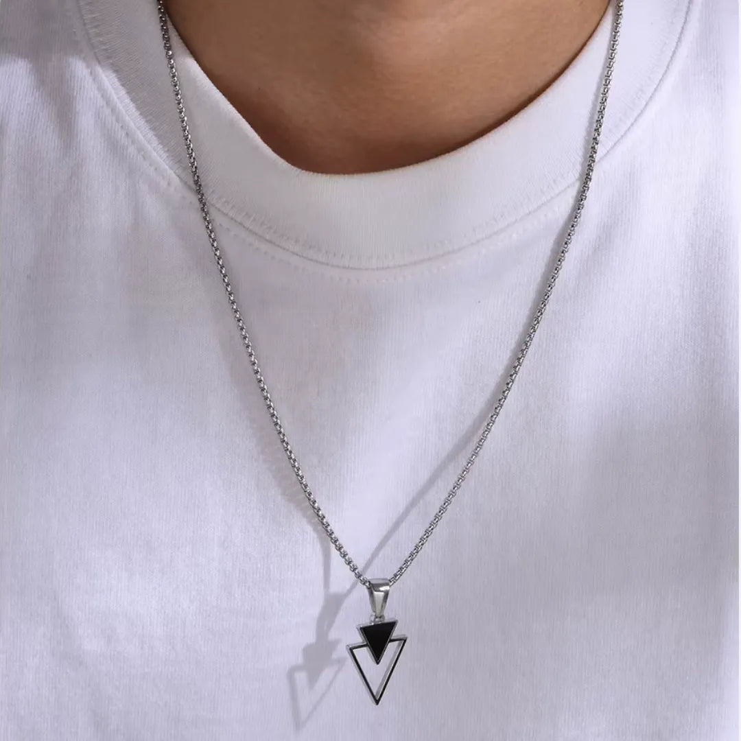 Ullr – Colar masculino da precisão